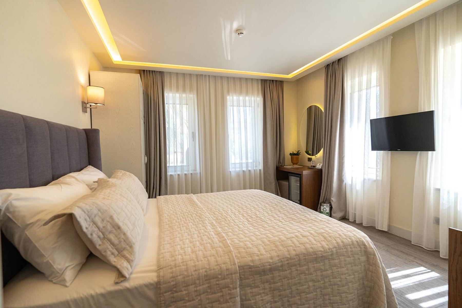 Casa Luna Hotel - Adult Only Alacatı Bagian luar foto